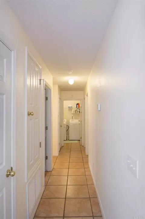 5926 Ridgeview Dr, Milton, FL 32570 photo 9