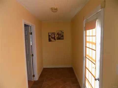 7940 Edwards Dr, Milton, FL 32583 photo 8