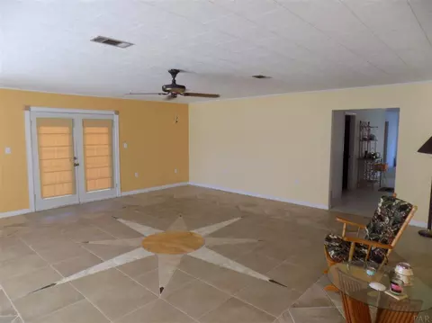 7940 Edwards Dr, Milton, FL 32583 photo 4