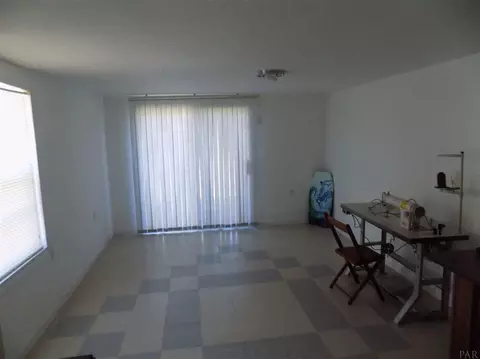 7940 Edwards Dr, Milton, FL 32583 photo 9