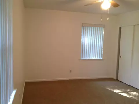 4923 Crowder St, Pace, FL 32571 photo 9