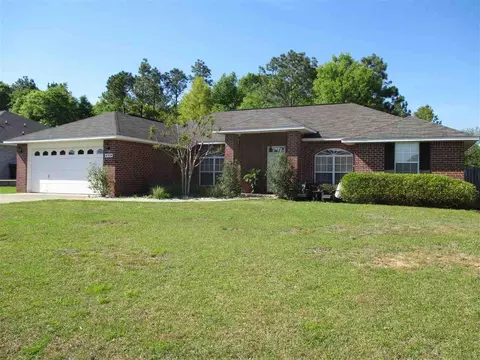 4904 Broadleaf Dr, Pace, FL 32571 photo 1