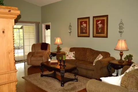 716 Hanley Downs Dr, Cantonment, FL 32533 photo 4