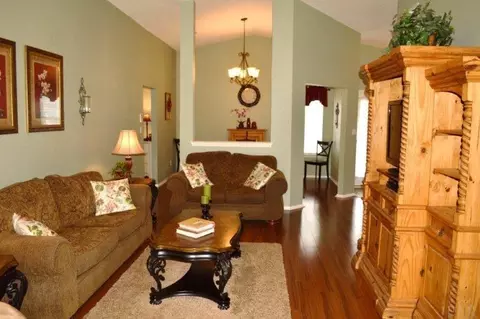 716 Hanley Downs Dr, Cantonment, FL 32533 photo 3