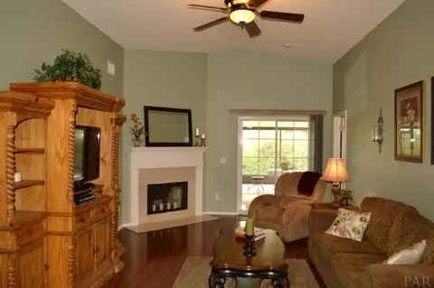 716 Hanley Downs Dr, Cantonment, FL 32533 photo 6