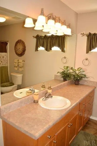 716 Hanley Downs Dr, Cantonment, FL 32533 photo 25