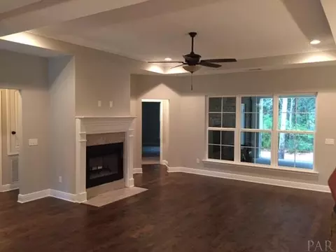 5483 Inwood Dr, Pace, FL 32571 photo 3