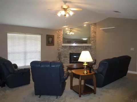 4996 E Spencer Field Rd, Pace, FL 32571 photo 3