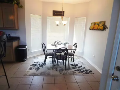7563 Lakeside Dr, Milton, FL 32583 photo 12