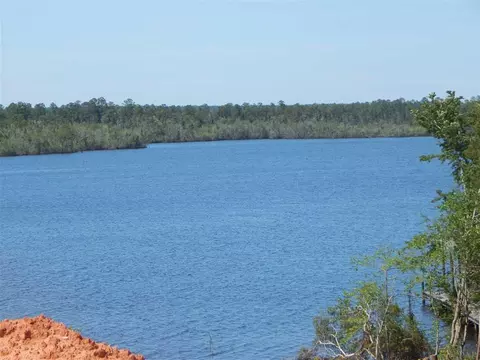 7563 Lakeside Dr, Milton, FL 32583 photo 3