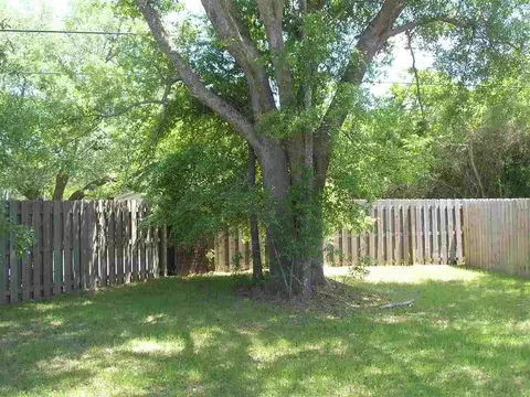 Undisclosed, Cantonment, FL 32533 photo 17