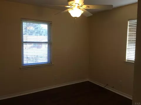 5735 Divot Ln, Milton, FL 32570 photo 2