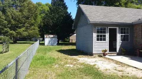 4302 Chadwick St, Pace, FL 32571 photo 2