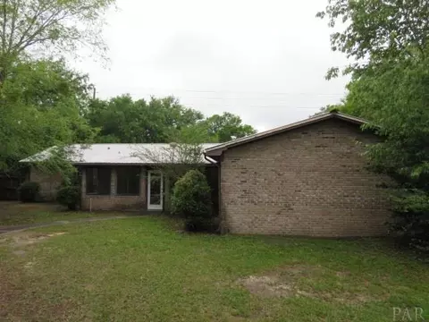 4658 Cardinal St, Pace, FL 32571 photo 9