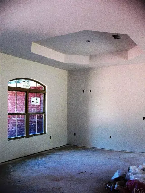 9233 Iron Gate Blvd, Milton, FL 32570 photo 4