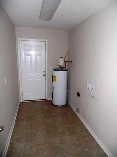 4012 Charles Cir, Pace, FL 32571 photo 7