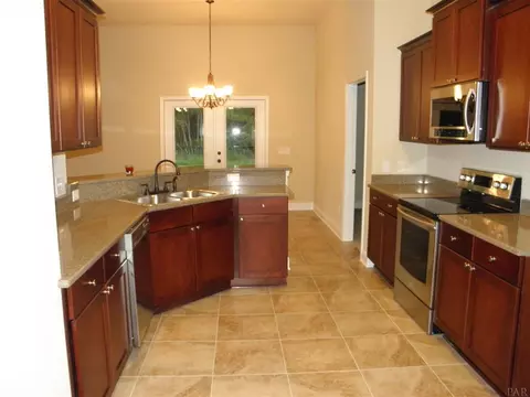 7940 Silver Maple Dr, Milton, FL 32583 photo 6