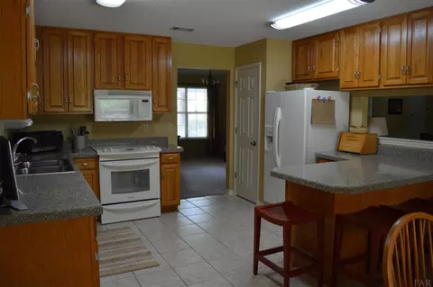 1606 Fallkirk Way, Cantonment, FL 32533 photo 4