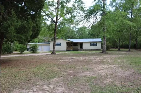 3097 Apache Dr, Pace, FL 32571 photo 1