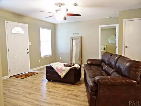 6542 Sinclair St, Milton, FL 32570 photo 6