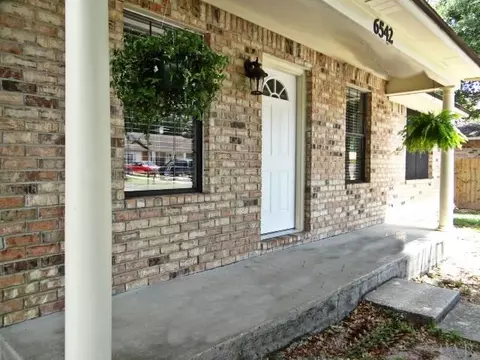 6542 Sinclair St, Milton, FL 32570 photo 3