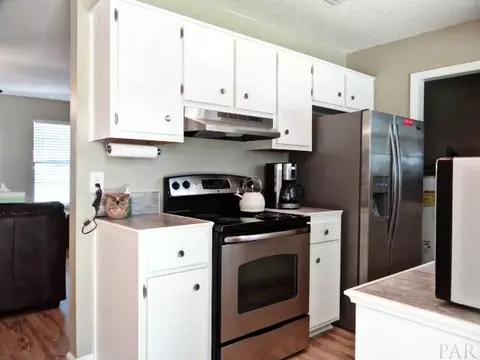 6542 Sinclair St, Milton, FL 32570 photo 13