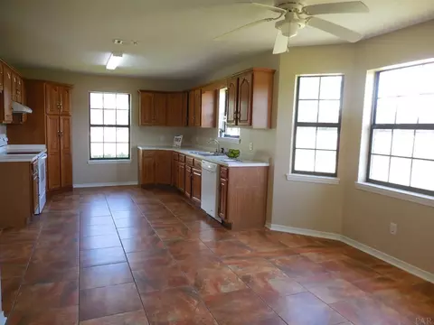 13651 N Hwy 87, Jay, FL 32565 photo 9