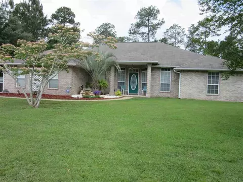 3155 Cayuga Trl, Milton, FL 32583 photo 1