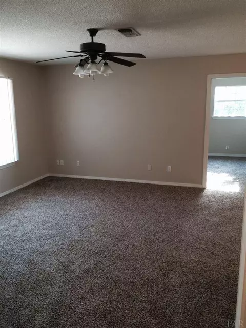 5602 Windham Rd, Milton, FL 32570 photo 6