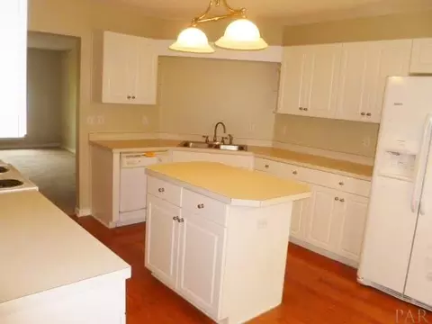 5801 Michael Dr, Milton, FL 32583 photo 3