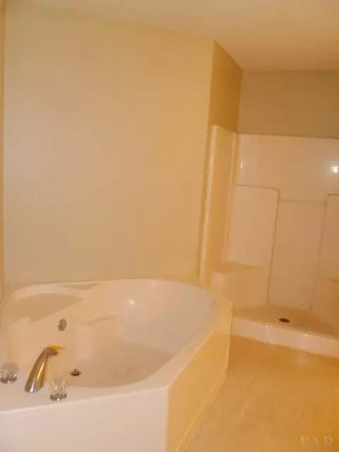 5801 Michael Dr, Milton, FL 32583 photo 10