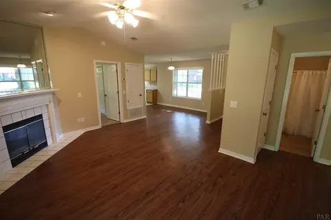 5175 Oakleaf Dr, Pace, FL 32571 photo 9