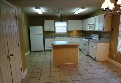 1759 Condor Dr, Cantonment, FL 32533 photo 3