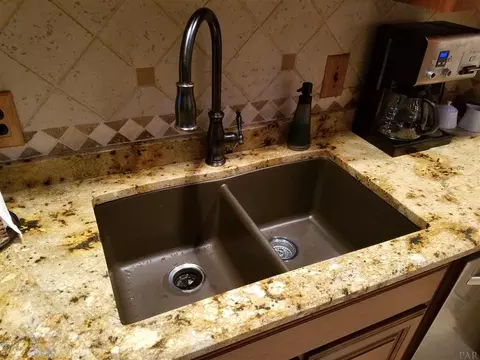 1010 Brandermill Dr, Cantonment, FL 32533 photo 7