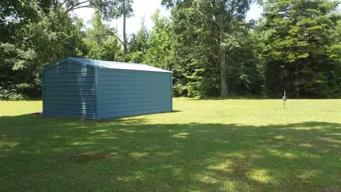53 Main St, Mcdavid, FL 32568 photo 9