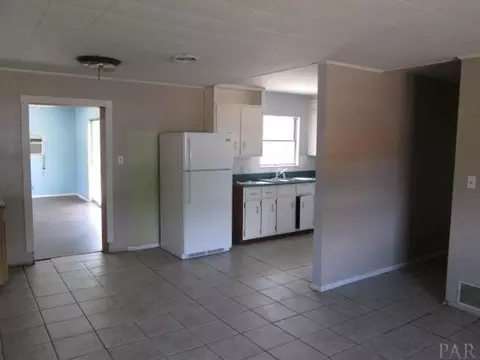 6460 Julia Dr, Milton, FL 32570 photo 3