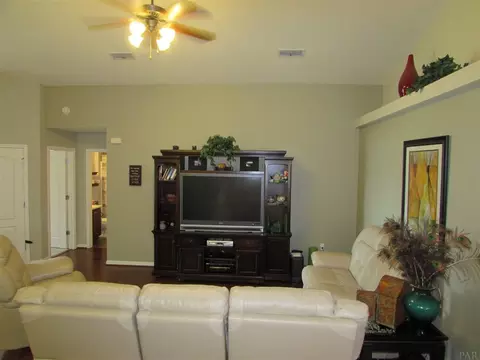 76 Millet Cir, Cantonment, FL 32533 photo 7