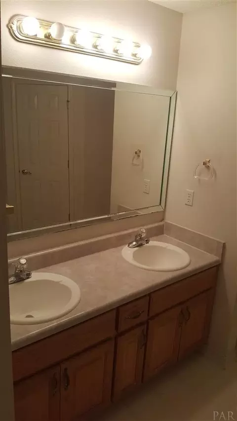 4698 Ridge Pointe Dr, Pace, FL 32571 photo 10