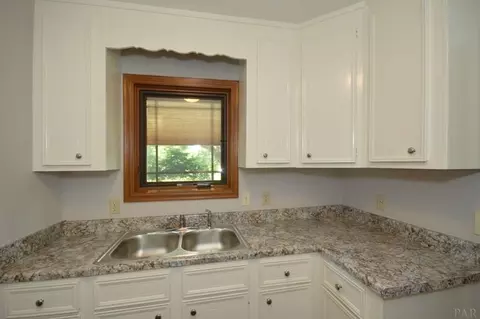 8685 Bailly Rd, Milton, FL 32583 photo 9
