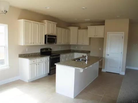 4725 Haggerty Ln, Pace, FL 32571 photo 9