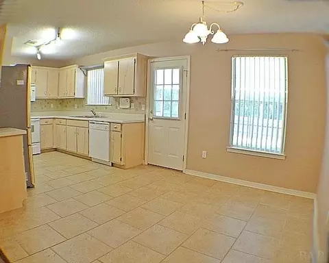 5419 Cox Rd, Milton, FL 32583 photo 8
