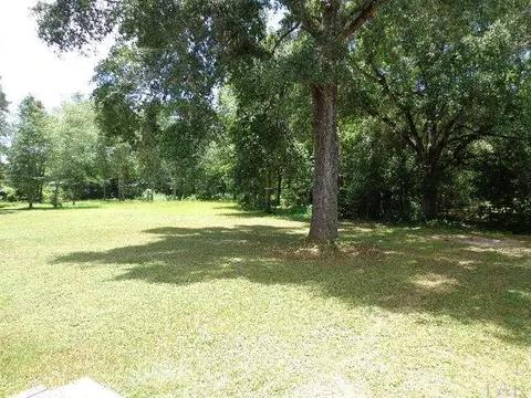 4885 Keyser Ln, Pace, FL 32571 photo 3