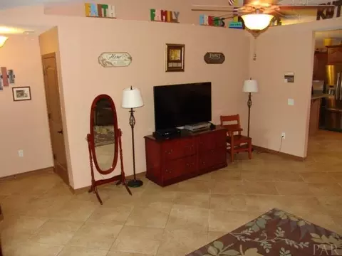 5338 Traci Dr, Milton, FL 32583 photo 10