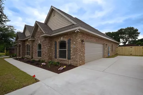 4065 Manchester Ct, Pace, FL 32571 photo 2