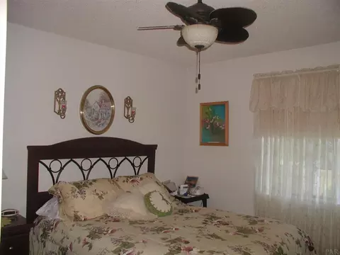 4727 Lori Ln, Pace, FL 32571 photo 10