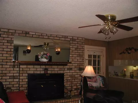 4727 Lori Ln, Pace, FL 32571 photo 11