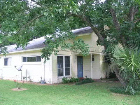 213 Ruby Ave, Pensacola, FL 32505 photo 2