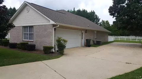 100 Mt Pilot St, Cantonment, FL 32533 photo 3