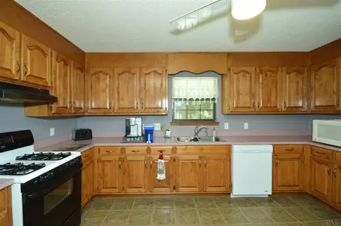 5534 Fox Fire, Milton, FL 32570 photo 11