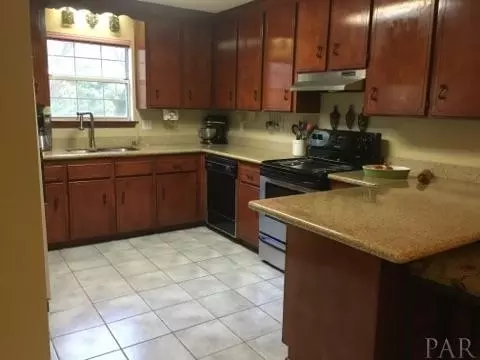 5351 Hamilton Ln, Pace, FL 32571 photo 11